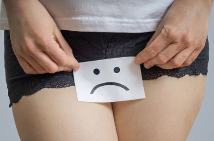 Mabahong discharge sa Babae: Bakit may amoy?